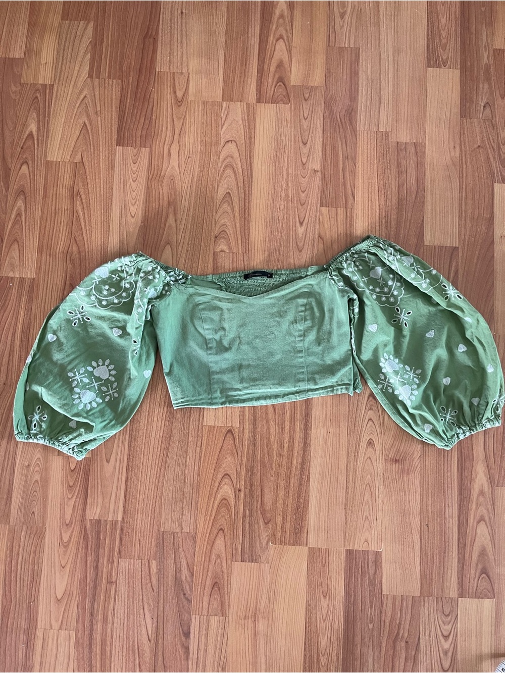Olive Green Puff-Sleeve Cropped Top